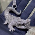 Luxury Moissanite Crocodile Pendant Charm – Elegant Jewelry Accessory