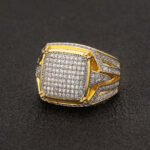 Stunning 14K Gold Moissanite Men’s Ring – Elegant Platform Design